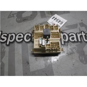 2004 - 2005 CHEVROLET 2500 6.6 LLY DURAMAX DIESEL FUSE BLOCK 15190658-01
