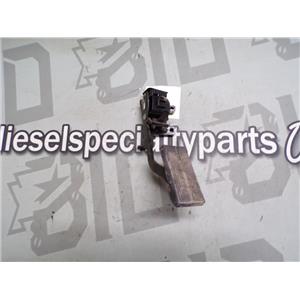 2003 - 2004 FORD F350 F250 6.0 DIESEL ENGINE AUTO OEM FUEL PEDAL 3C449F836AC