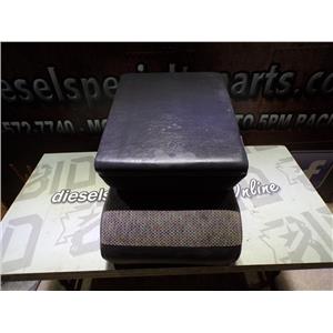 1998 - 2000 DODGE 1500 SLT 5.9 EXT CAB FRONT CENTRE JUMP SEAT CLOTH SMALL TEAR