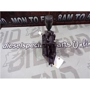 2006 - 2007 NISSAN TITAN 5.6 SE OEM AUTOMATIC TRANSMISSION GEAR SHIFTER CENTRE