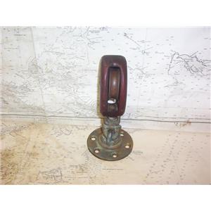 Boaters’ Resale Shop of TX 2201 0425.27 DECK MOUNT SWIVEL BLOCK FOR 1/2" LINE