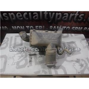2008 - 2009 DODGE DAKOTA 4.7 LITRE GAS OEM AIR FILTER CLEANER INTAKE ASSEMBLY