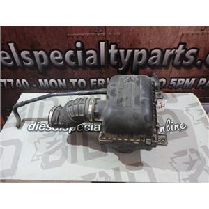 2003 - 2005 DODGE RAM 1500 SLT 5.7 HEMI AUTO 4X4 AIR FILTER INTAKE ASSEMBLY OEM