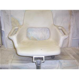 Boaters' Resale Shop of TX 2212 3121.04 FISHING CHAIR, 3 ROD HOLDERS &  BRACKET . The Boaters' Resale Shop of Texas