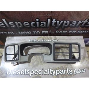 2003 2004 CHEVROLET 2500 3500 LT 6.6 DIESEL AUTO 2WD OEM DASH (GREY) EXC SHAPE