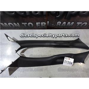 2004 2005 FORD F150 LARIAT EXT CAB INTERIOR GRAB HANDLES (BLACK) SET FX4