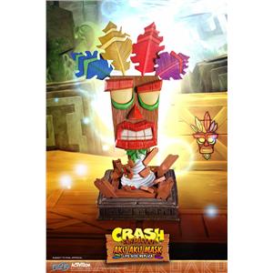 First4Figures Crash Bandicoot Aku Aku Mask Regular Statue Mint in Box