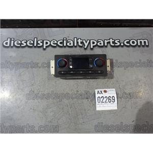 2003 2004 CHEVROLET 2500 SLE 6.6 LB7 DIESEL AUTO 4X4 DASH HEATER MODULE DIGITAL
