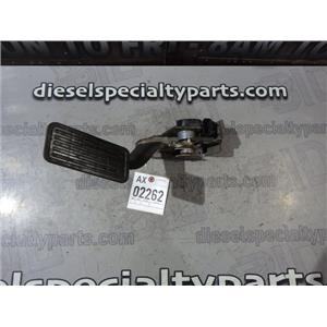 2003 2004 CHEVROLET 2500 SLE 6.6 LB7 DIESEL AUTO 4X4 OEM FUEL PEDAL THROTTLE