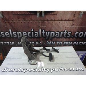 2001 2002 DODGE RAM 2500 3500 5.9 DIESEL AUTO 4X4 OEM PEDAL BOX GAS / BRAKE AUTO