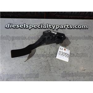 2006 2007 CHEVROLET 2500 6.6 LBZ DIESEL AUTO 4X4 FUEL PEDAL THROTTLE 15233970