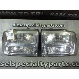 2005 - 2007 FORD F350 F250 LARIAT 6.0 DIESEL AUTO 4X4 HEADLIGHTS (SET) SIGNAL