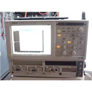 Tektronix DSA8200 Digital Serial Analyzer Sampling Oscilloscope DSA