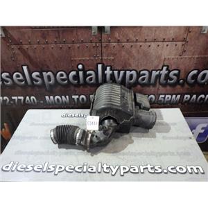 1997 1998 CHEVROLET 1500 2500 REG CAB 4.3 MANUAL 2WD AIR FILTER INTAKE ASSEMBLY