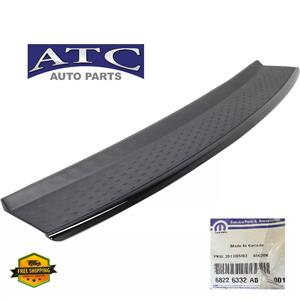 68226332AB OEM Rear Bumper Step Pad for 2013-2020 Gr Caravan Town & Country & CV