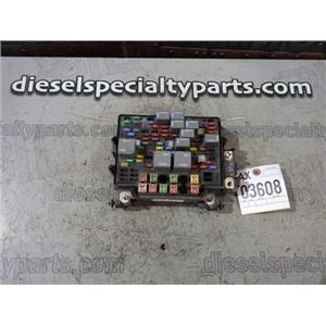 2003 2004 GMC 2500 SIERRA SLT 6.6 LB7 DIESEL AUTO 2WD OEM FUSE BOX 15115618-02