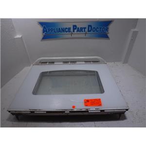 GE Range WB55T10154 WB56T10187 WB15T10135 Door Assy WHT Used
