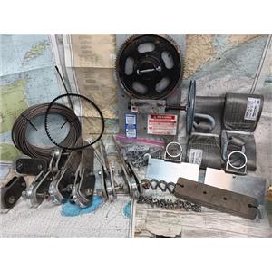 Boaters' Resale Shop of TX 2409 2547.01 BOAT LIFT-NEEDS MOTOR w 45OO LB CAPACITY