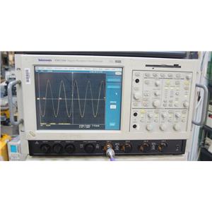 Tektronix TDS 7104 4Ch 1GHz 1GSa/s Digital Phosphor Oscilloscope AS-IS