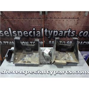 2004 2005 DODGE 3500 5.9 24V DIESEL NV5600 4X4 OEM BATTERY TRAY SET GOOD SHAPE