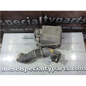 2003 - 2004 CHEVROLET 2500 3500 6.6 DIESEL 4X4 AUTO OEM AIR FILTER BOX ASSEMBLY