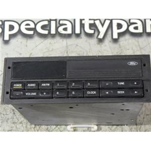 1995 1996 FORD E350 VAN 7.3 DIESEL ENGINE AUTO OEM DASH RADIO STEREO AM/FM