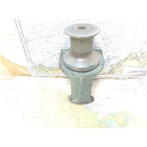 Boaters' Resale Shop of TX 2501 0254.31 BARLOW 20 SINGLE SPEED WINCH ON 5" STAND