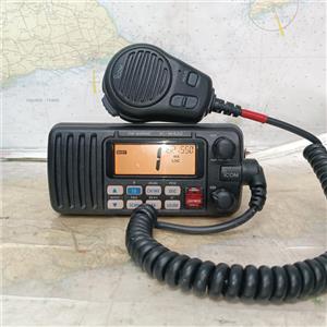 Boaters’ Resale Shop of TX 2501 7721.17 ICOM IC-M422 MARINE VHF RADIO w MIC ONLY