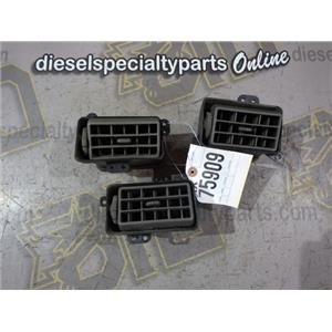 2000 2001 2002 FORD F350 F250 XLT OEM INTERIOR DASH VENTS (3) BROWN / DARK TAN