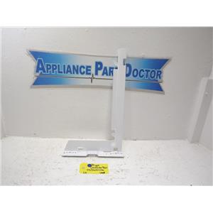 LG Refrigerator MCD61841106 Right Connector Rail Used