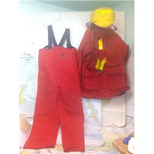 Boaters' Resale Shop of TX 2505 1809.07 MUSTO XL FOUL WEATHER SUIT(JACKET & BIB)