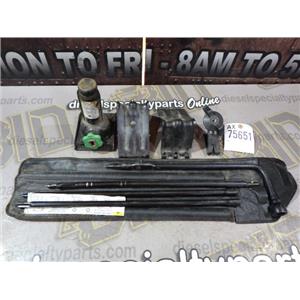 2008 2009 CHEVROLET 3500 SLT EXT CAB 6.6 LMM DIESEL AUTO 4X4 TIRE JACK TOOL KIT