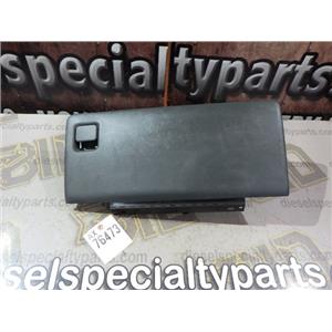 2001 - 2002 CHEVROLET 2500HD 6.6 DIESEL AUTO 4X4 GLOVE BOX - GRAPHITE COLOR OEM