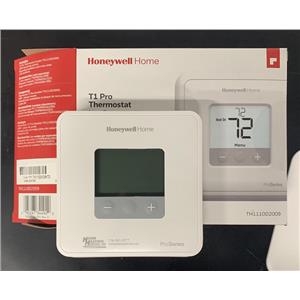 Lot 12 T1 Pro Non-Programmable Thermostat TH1110D2009 READ DESCRIPTION