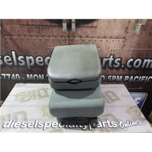 2014 2015 DODGE RAM 3500 ST 6.7 DIESEL G56 4X4 CREW CAB FRONT CENTRE JUMP SEAT