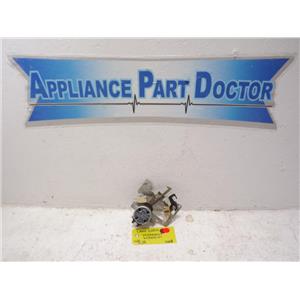 Whirlpool/Jenn-Air Oven/Microwave Combo W10883049 W10618131 Door Latch Used