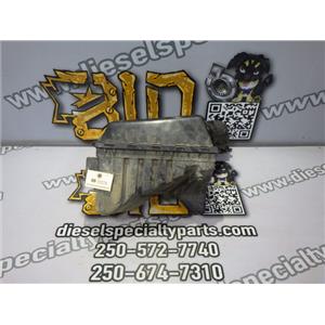 1998 1999 JEEP CHEROKEE 4.0 AUTO 4X4 AIR INTAKE FILTER BOX HOLDER OEM