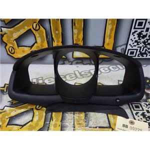 2007 2008 KIA SPORTAGE 2.7L V6 AWD OEM GAUGE CLUSTER SURROUND TRIM BEZEL