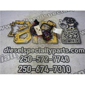 2003 2004 GMC JIMMY 4.3 VORTEC V6 AUTO 4X4 INTERIOR FUSE PANEL BOX 15105676 OEM