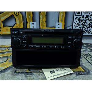 2008 2009 HYUNDAI ACCENT GLS 1.6L MANUAL FWD OEM RADIO STEREO AM/FM CD PLAYER