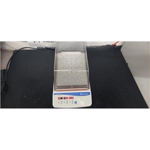 Fisher Scientific Incubating Mini Shaker