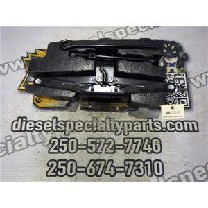 2010 2011 SANTA FE SE 3.5 V6 AUTO SUV AWD ROAD SIDE TIRE SERVICE TOOLS JACK KIT