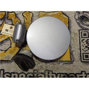 2010 2011 SANTA FE SE 3.5 V6 AUTO SUV AWD GAS FUEL DOOR HATCH PANEL COVER W/CAP