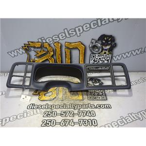 1999 2000 GMC SIERRA 2500 6.0 AUTO 4X4 EXT CAB DASHBOARD TRIM BEZEL PANEL OEM