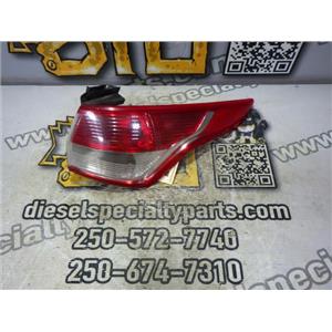 2014 2015 FORD ESCAPE XLT 1.6 L AUTO AWD RIGHT TAIL LIGHT BRAKE SIGNAL LAMP OEM