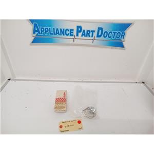ROBERTSHAW OVEN 4070-010 GAS FLAME SWITCH NEW