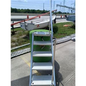 Boaters' Resale Shop of TX 2607 1802.01 MARQUIPT 5 STEP SEA STAIRS & HANDRAIL
