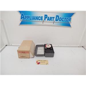 PARAGON ELECTRIC MISC. P103 24 HOUR TIME CONTROL NEW