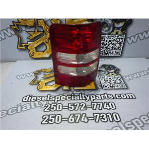 2008 2009 JEEP LIBERTY SPORT 3.7L V6 AUTO 4X4 LEFT TAIL LIGHT ASSEMBLY OEM