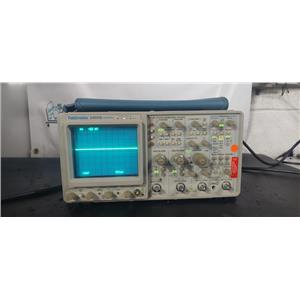 Tektronix 2465B 400 MHZ 4 Channel Oscilloscope- Damaged Channel Inlet